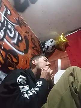 alexandercruz online show from 04/09/26, 06:13