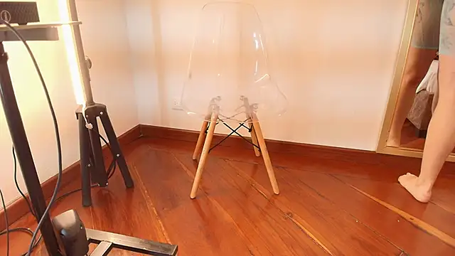 zarah andrew   online show from 10/04/25, 01:53