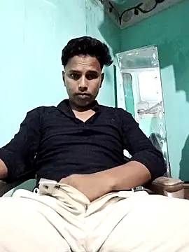 Snapshot of Asish_007 chatting on 09/12/25, 03:56 Asish 007 online show from 09/12/25, 03:56