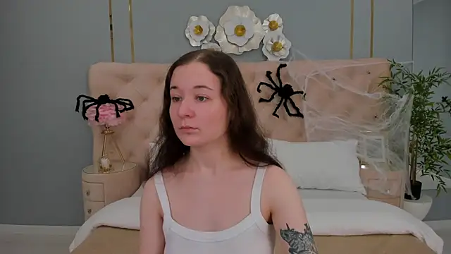 NancyJonson online show from 10/26/25, 03:23