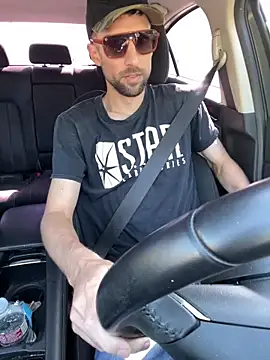 Snapshot of thejohnryancollection chatting on 10/10/25, 08:52 thejohnryancollection online show from 10/10/25, 08:52