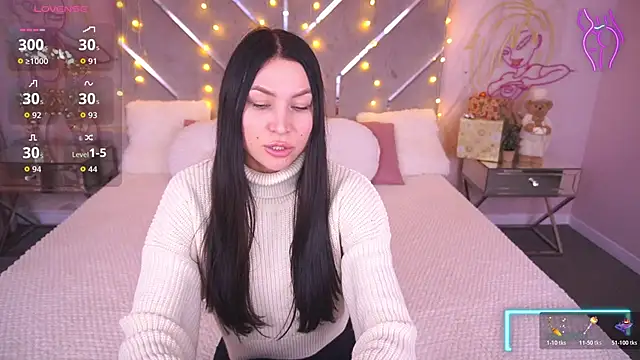 EliseVelour online show from 01/11/26, 02:00