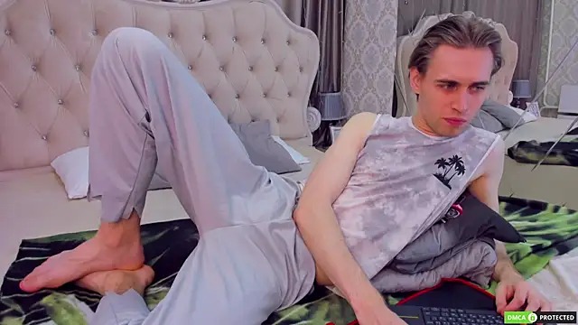 WilliamDyson online show from 09/12/25, 03:06