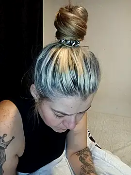 Fernandar2025 online show from 09/12/25, 03:17