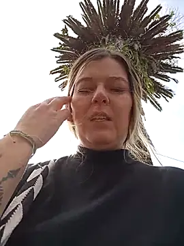 Fernandar2025 online show from 12/15/25, 06:34