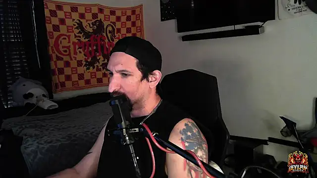 Snapshot of DevilPup75_ chatting on 09/26/25, 02:21 DevilPup75 online show from 09/26/25, 02:21