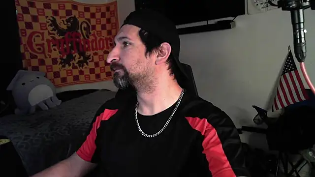 Snapshot of DevilPup75_ chatting on 10/01/25, 01:17 DevilPup75 online show from 10/01/25, 01:17
