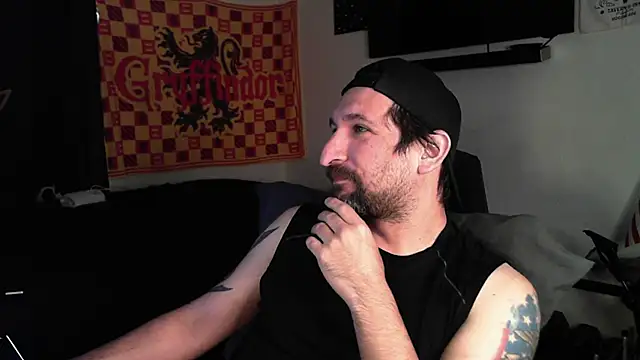 Snapshot of DevilPup75_ chatting on 10/06/25, 06:27 DevilPup75 online show from 10/06/25, 06:27