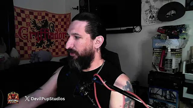 Snapshot of DevilPup75_ chatting on 03/30/26, 06:09 DevilPup75 online show from 03/30/26, 06:09