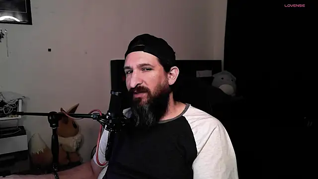 Snapshot of DevilPup75_ chatting on 05/05/26, 07:27 DevilPup75 online show from 05/05/26, 07:27