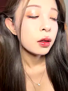 tuanzi125216 online show from 11/03/25, 02:02