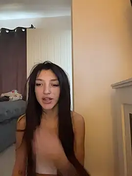 naughtybella05 online show from 11/27/25, 09:44