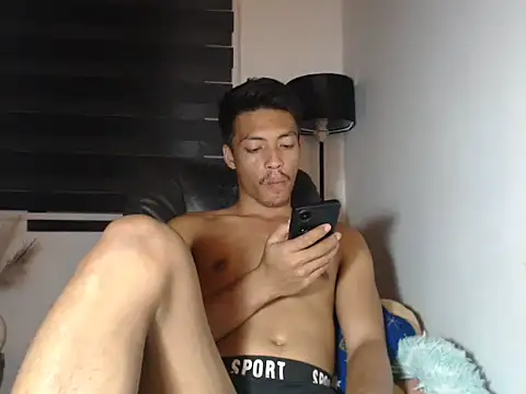 Asian gregor online show from 12/18/25, 03:18