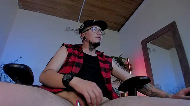 tyler jones  online show from 03/16/26, 03:45