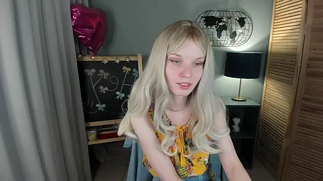 Madelaineses online show from 11/15/25, 09:28