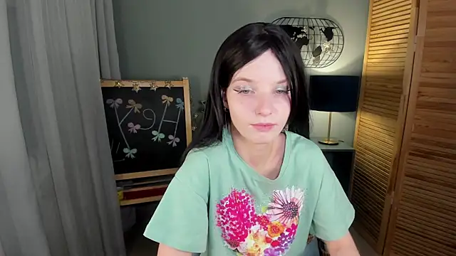 Madelaineses online show from 12/02/25, 08:41