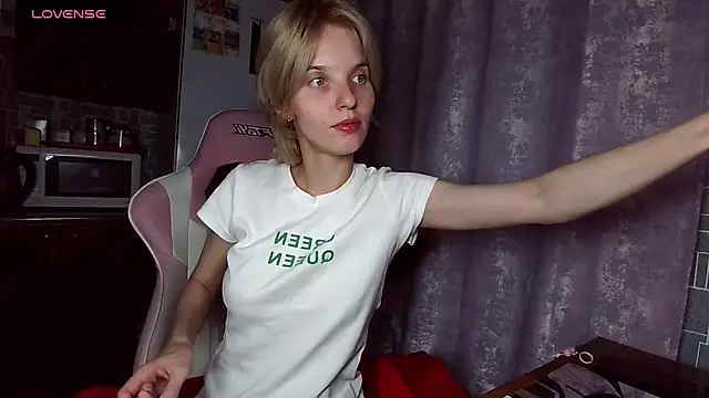 Madelaineses online show from 07/12/26, 06:32