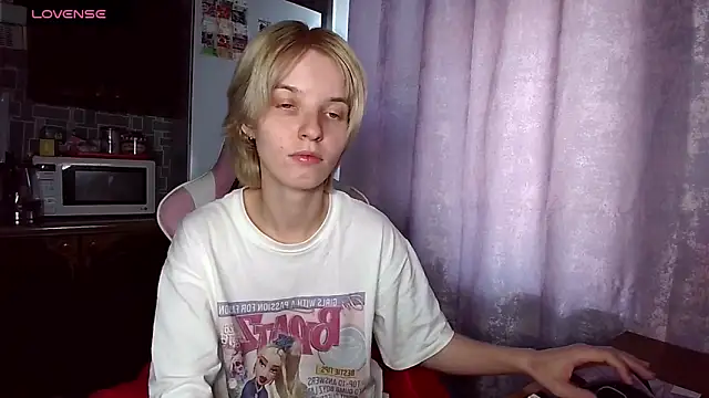 Madelaineses online show from 07/15/26, 05:12