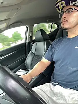 Dwizzlerperizzlee online show from 04/14/26, 02:56