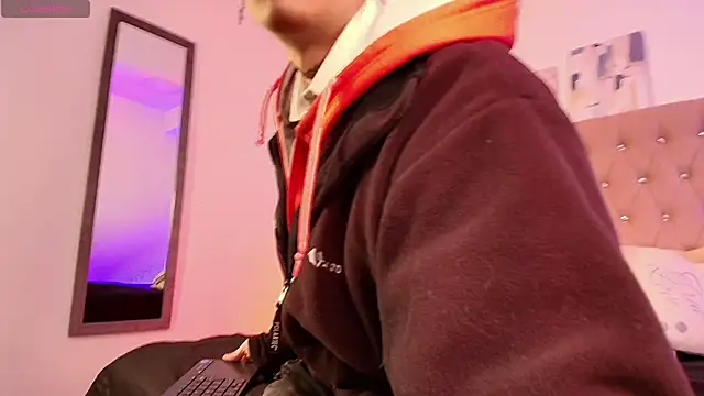 OzorioDany online show from 12/14/25, 03:56