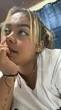 EmilyDuran  online show from 04/21/26, 02:51