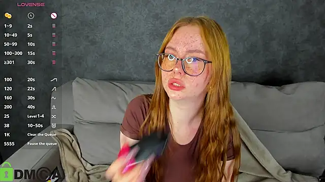 Roxy Sunnny online show from 09/27/25, 08:30