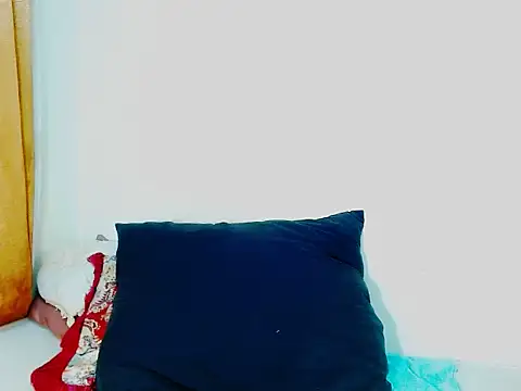 Love-Racheal75 online show from 10/15/25, 11:43