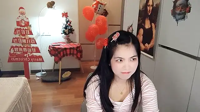 XiaoAnQi online show from 12/15/25, 01:26