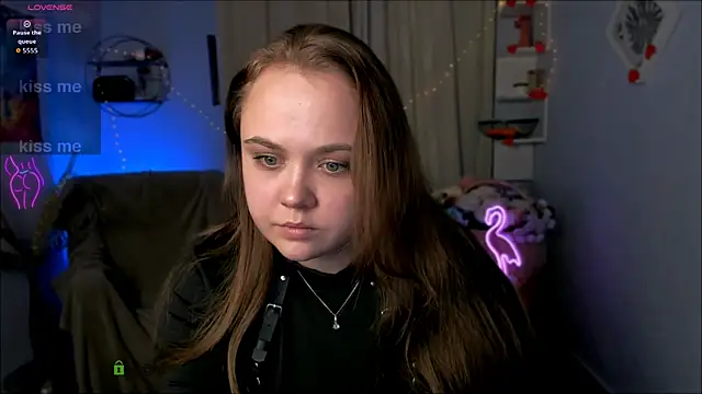 Snapshot of keri_ti chatting on 03/01/26, 08:22 keri ti online show from 03/01/26, 08:22