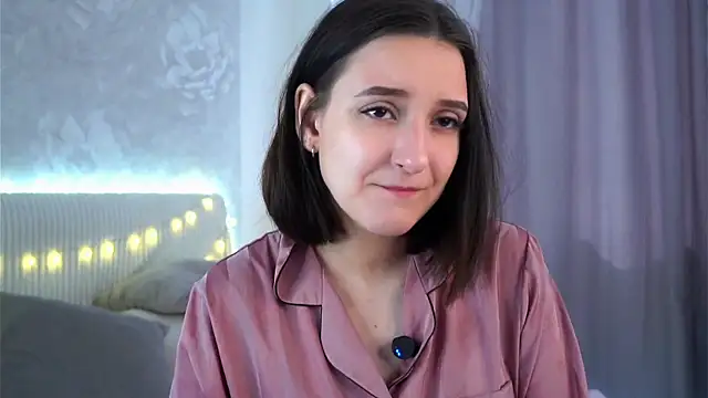 FalineBeacher online show from 04/12/26, 02:38