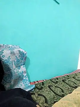 Soniya Roy online show from 10/15/25, 07:52