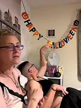 Curvy-Jinx online show from 10/30/25, 08:31