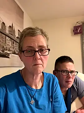 Curvy-Jinx online show from 11/25/25, 08:42