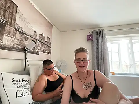 Curvy-Jinx online show from 07/21/26, 11:01
