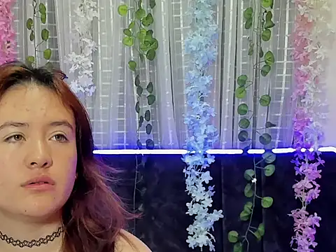 AliaMiller  online show from 11/28/25, 12:08