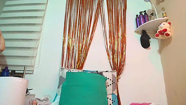 Snapshot of rachelroberts chatting on 09/26/25, 09:46 rachelroberts online show from 09/26/25, 09:46