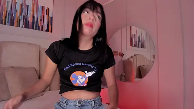 mia kisses2 online show from 11/11/25, 03:39