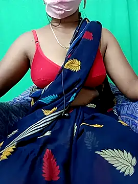 Snapshot of Cute_Renuka chatting on 09/10/25, 06:13 Cute Renuka online show from 09/10/25, 06:13