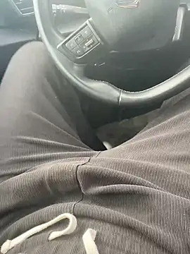 Snapshot of Kratex82 chatting on 03/17/26, 09:23 Kratex82 online show from 03/17/26, 09:23