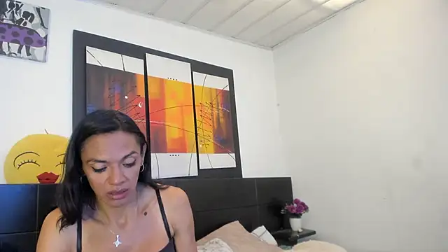MeganRhyder online show from 06/24/26, 04:17