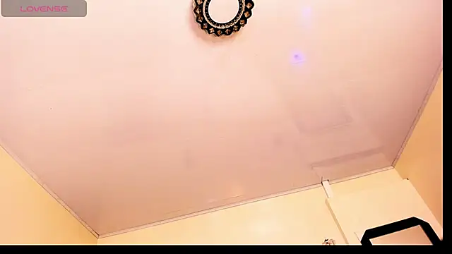 Rossedewitt  online show from 12/15/25, 11:14