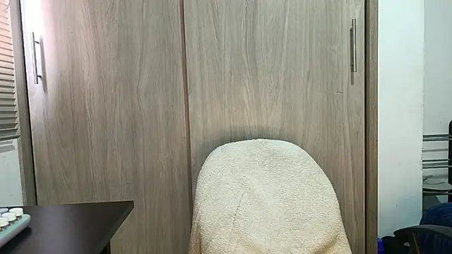 pecsblack888 online show from 04/18/26, 07:51