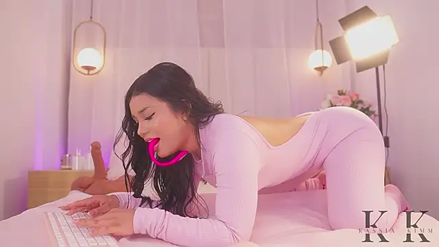 kassia kim online show from 04/09/26, 06:13