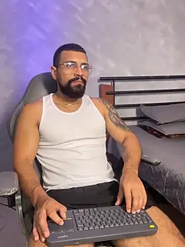 vincentjaxon online show from 04/23/26, 05:48