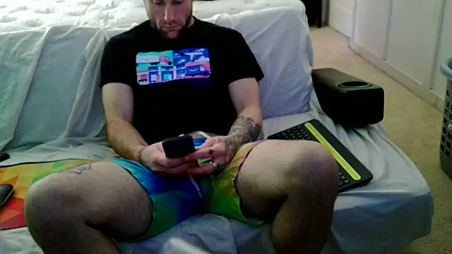 Luv2SuckBWC92 online show from 10/03/25, 04:48