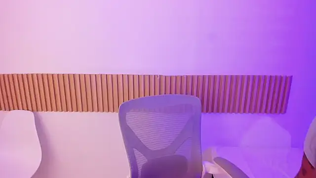 OliviaSweett online show from 04/16/26, 07:03