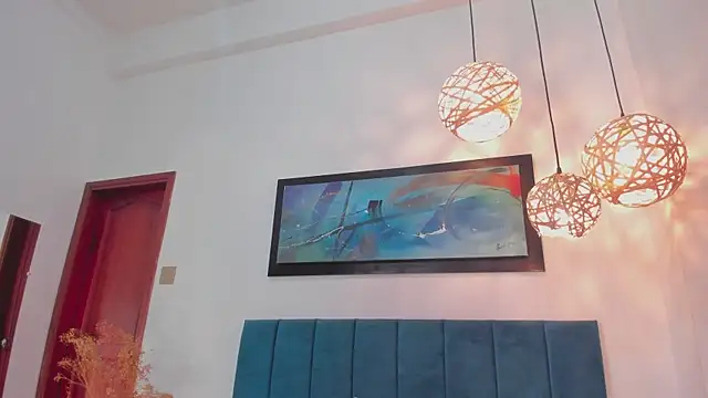 Snapshot of LunaAspen_ chatting on 10/06/25, 05:54 LunaAspen online show from 10/06/25, 05:54