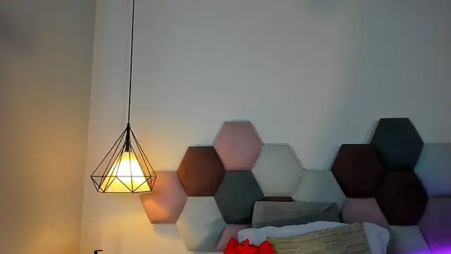 Snapshot of LunaAspen_ chatting on 10/23/25, 05:55 LunaAspen online show from 10/23/25, 05:55