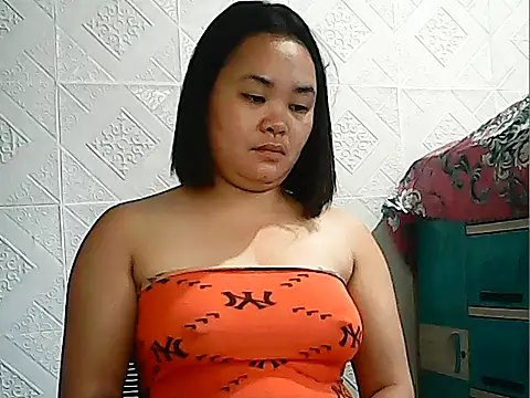 Snapshot of CreamyPussy4uxx chatting on 02/19/26, 03:46 CreamyPussy4uxx online show from 02/19/26, 03:46