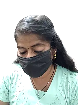 Snapshot of tamil_Sigappu_Roja chatting on 09/26/25, 01:26 tamil Sigappu Roja online show from 09/26/25, 01:26